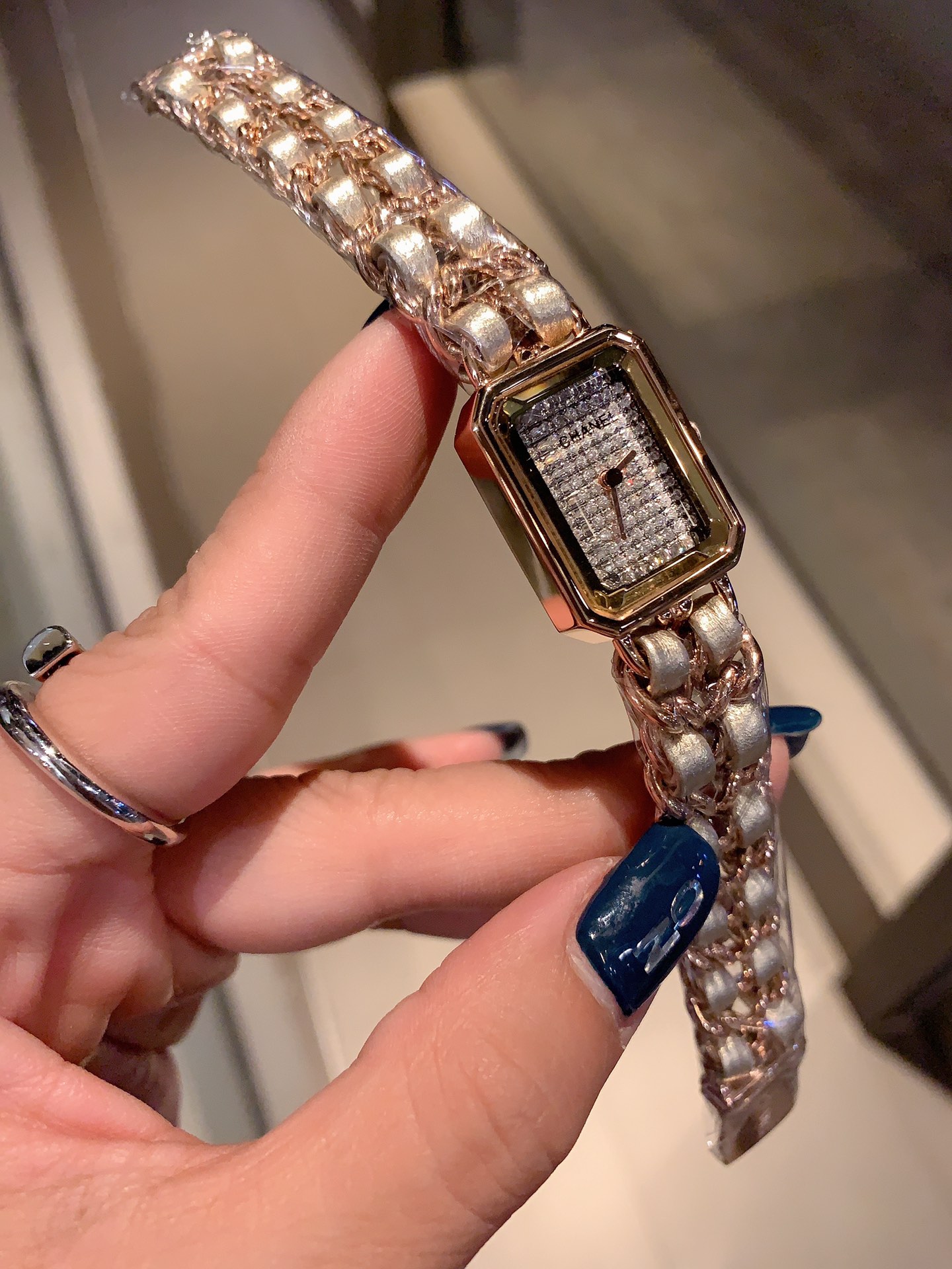 [TOP] CHANEL PREMIÈRE CHAÎNE Watch 21x26 CM