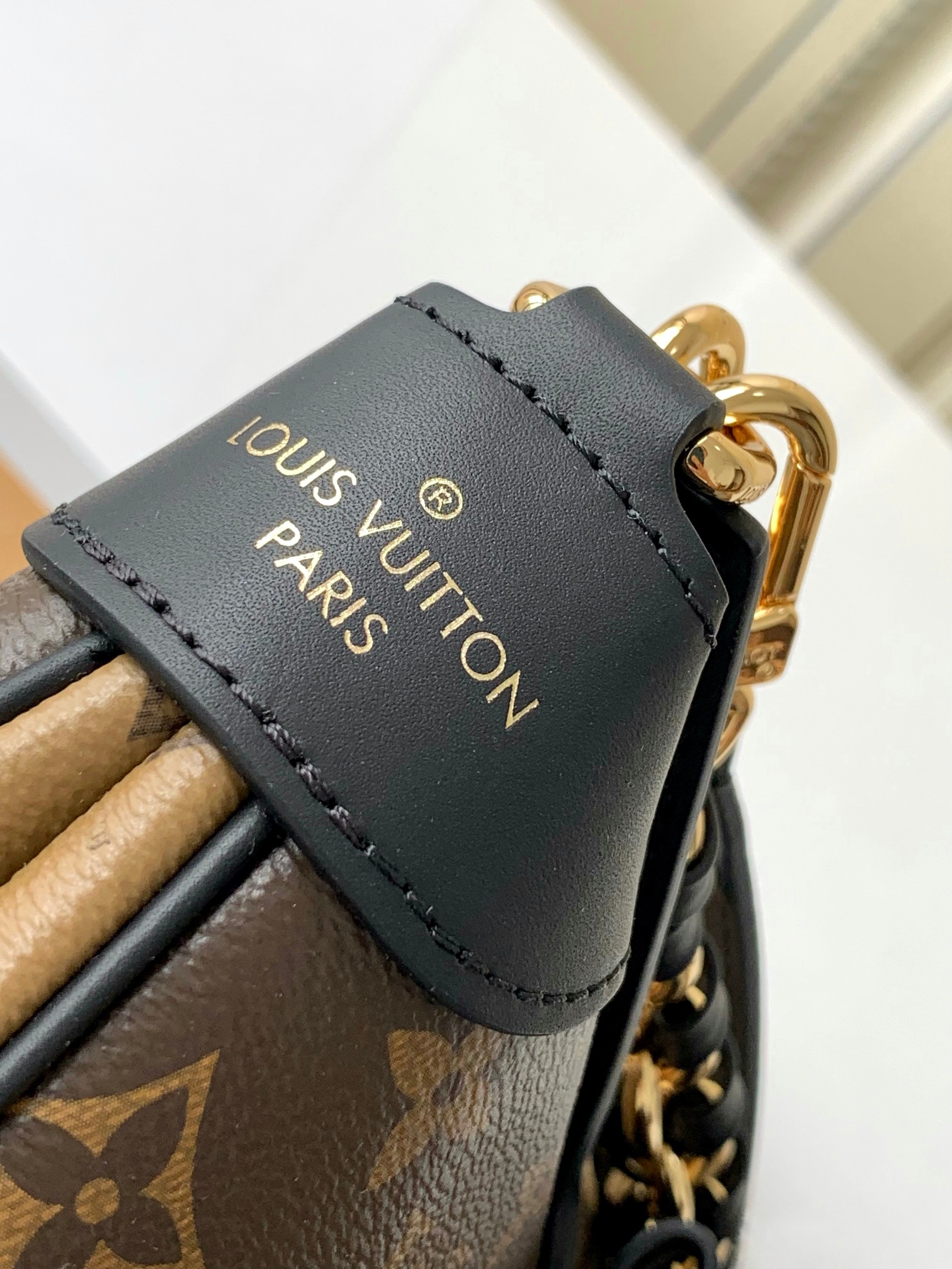 [TOP] Louis Vuitton LV  Made Of Canvas And Leather 29*19*9cm - Black Brown