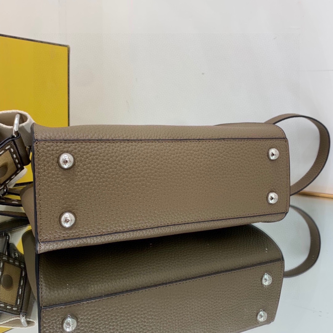 [TOP] FENDI Peekaboo X-Lite Kitten Bag - 23×18×11cm - Dark Grey