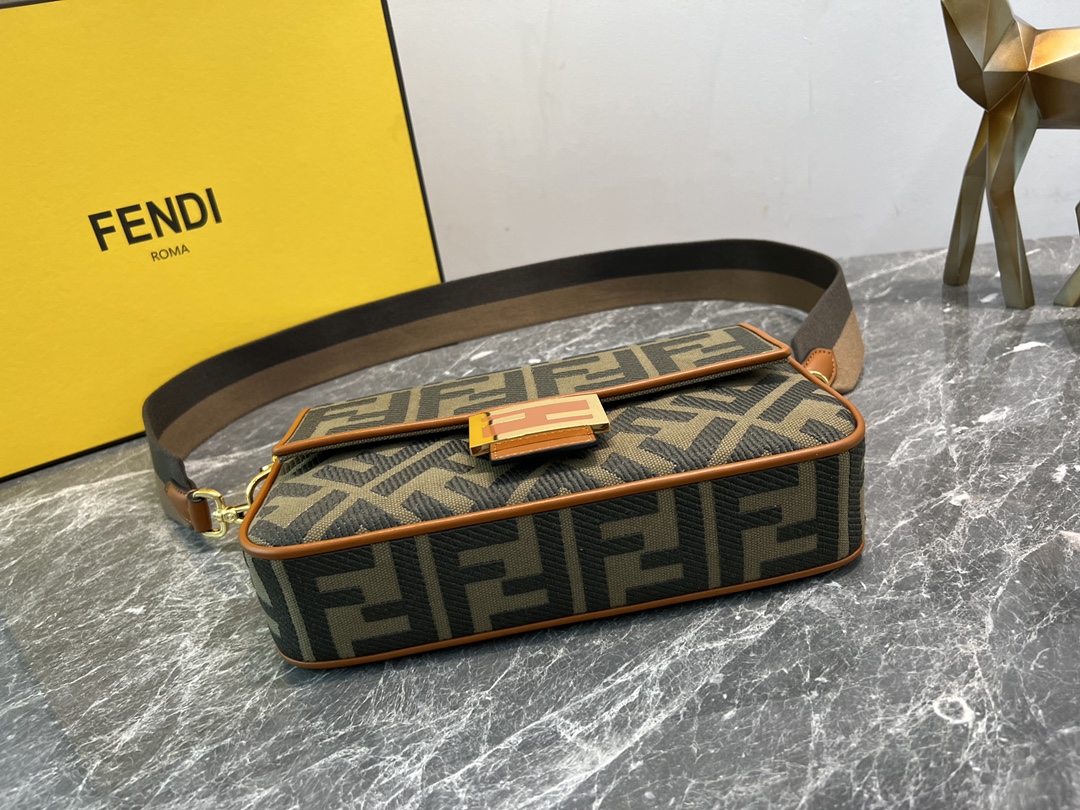 [TOP] FENDI Canvas Baguette Bag - 27x5x15cm