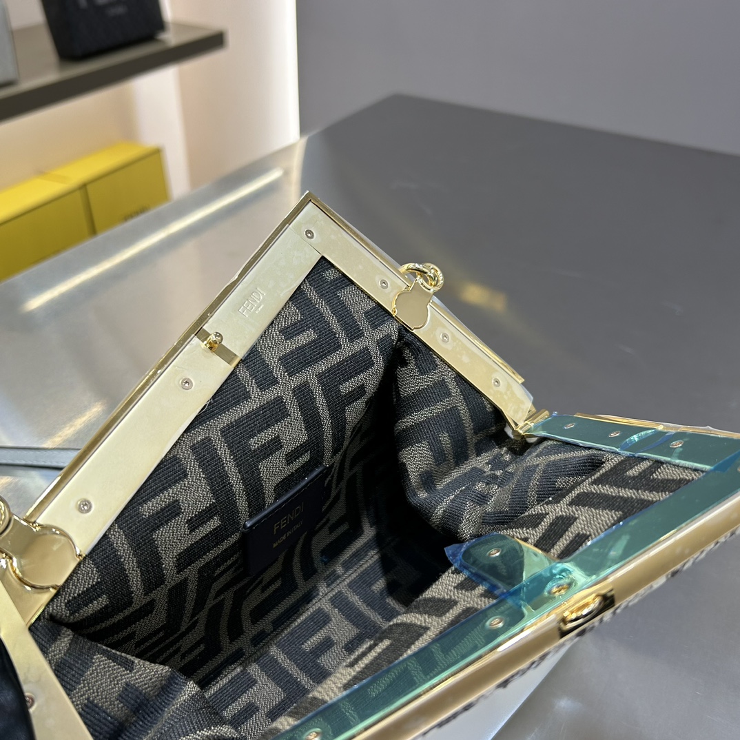 [TOP] FENDI Snake's Skin Small First Bag - White&GHW
