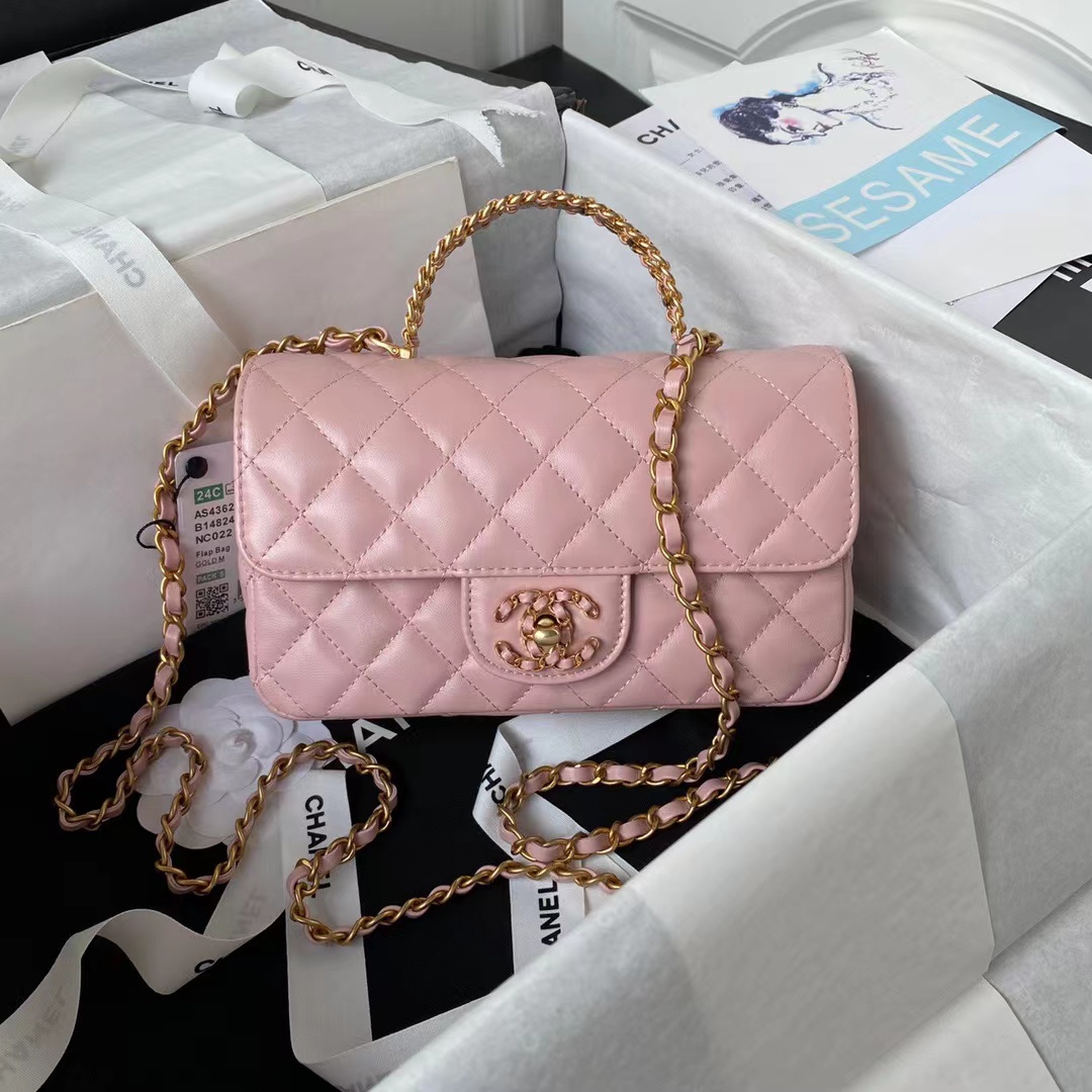 [TOP] CHANEL Black Diamond Handle Lambskin Bag 21CM - Light Pink & GHW