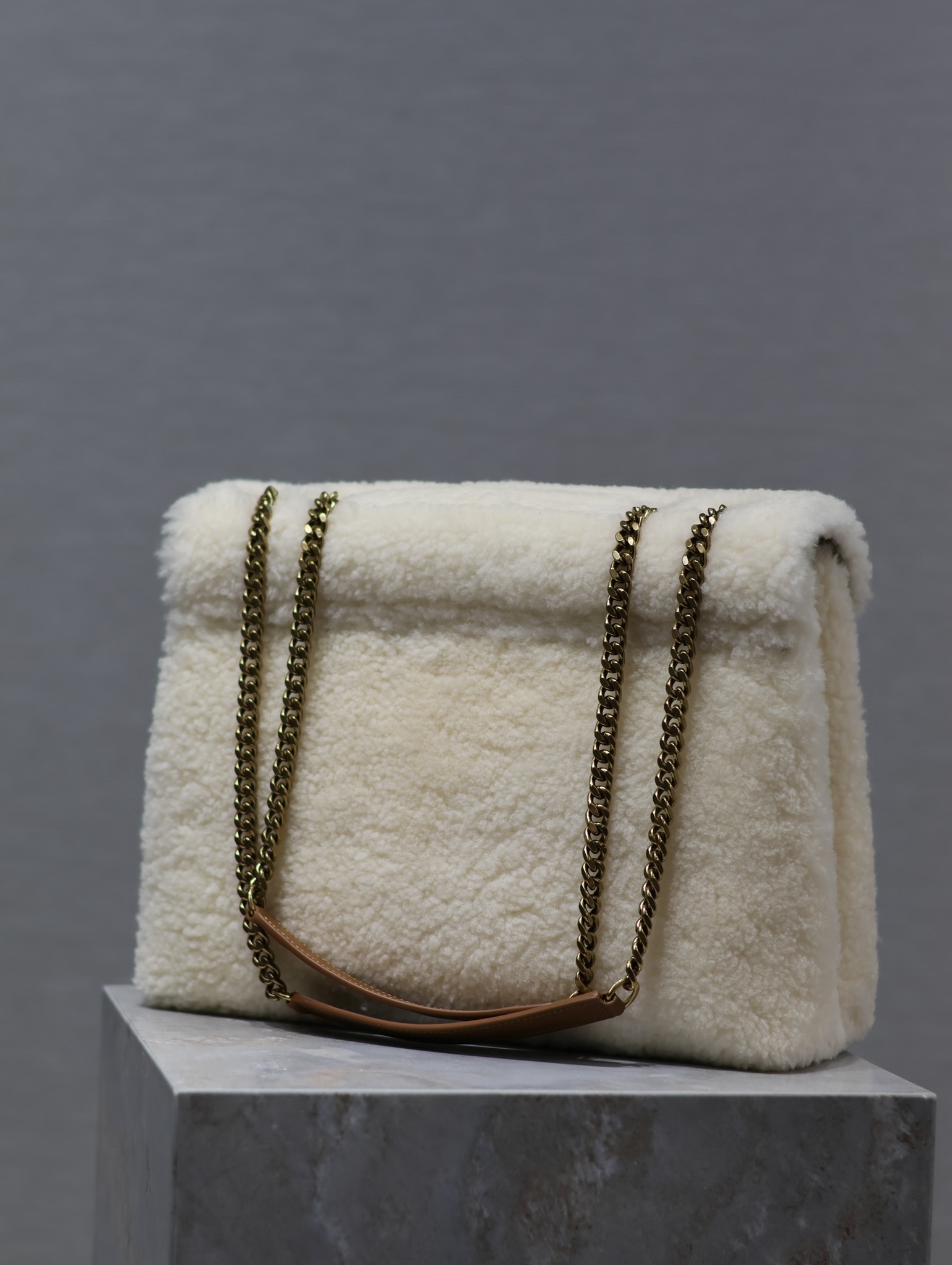 [TOP] Yves Saint Laurent YSL Lamb's Wool LouLou Bags - 3 Sizes