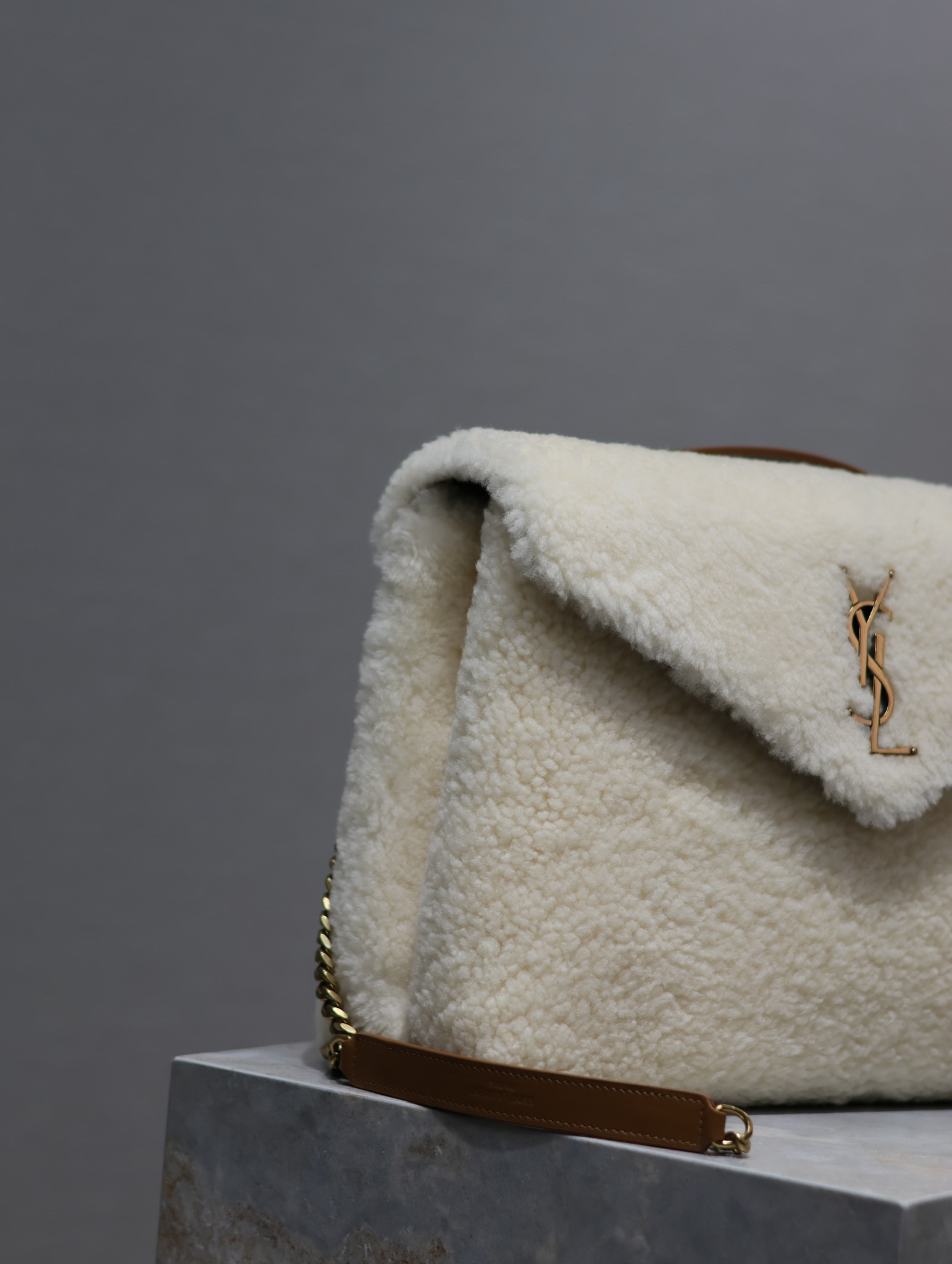[TOP] Yves Saint Laurent YSL Lamb's Wool LouLou Bags - 3 Sizes