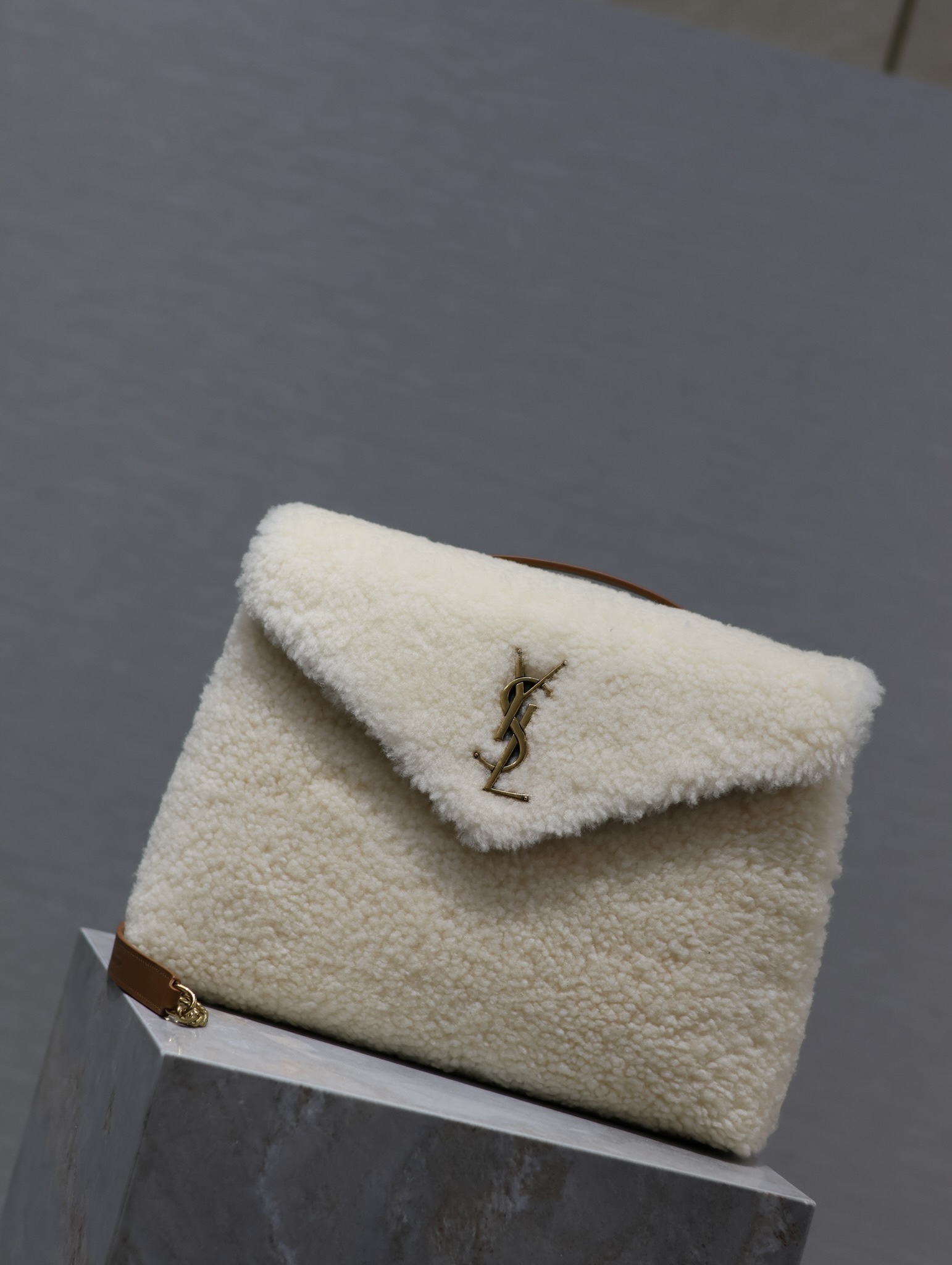 [TOP] Yves Saint Laurent YSL Lamb's Wool LouLou Bags - 3 Sizes