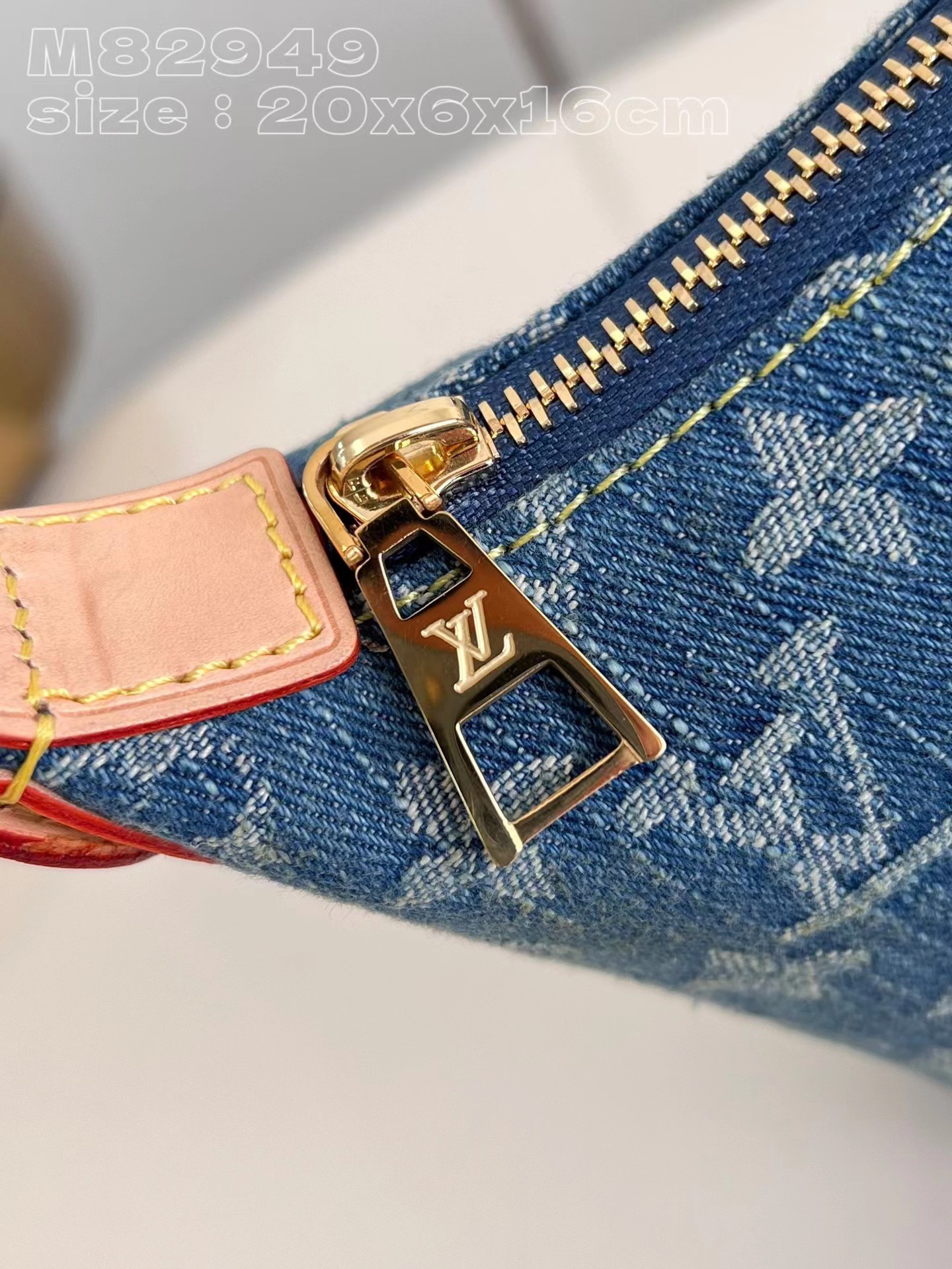 [TOP] Louis Vuitton LV Hills Pochette Handbag 20.5x6x16cm - Denim Blue