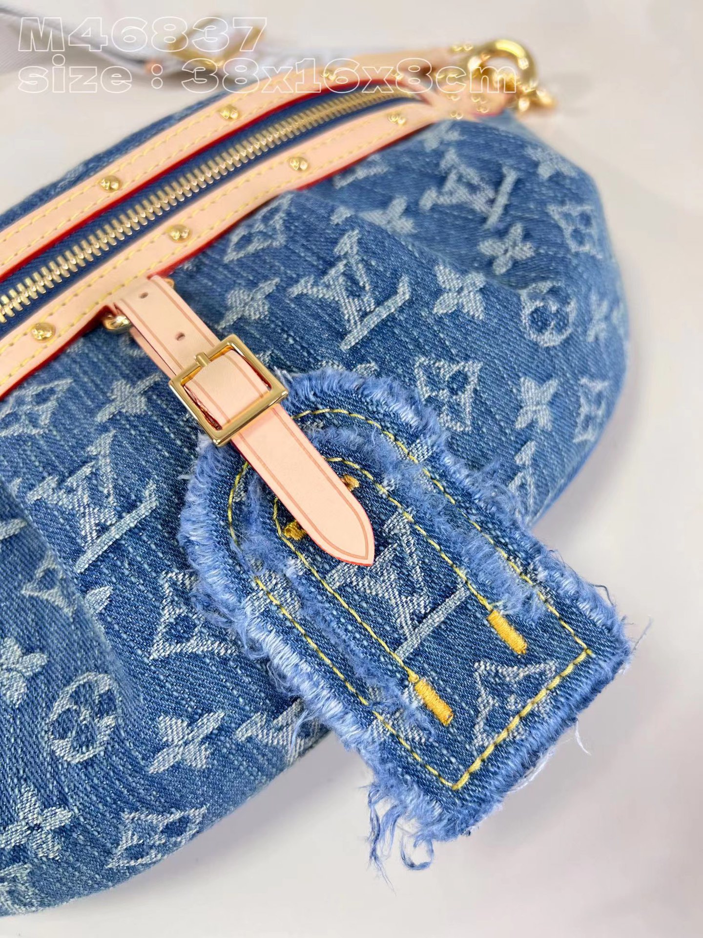 [TOP] Louis Vuitton LV High Rise Waist Bag Made Of Monogram Denim Canvas 38x16x8cm - Denim Blue