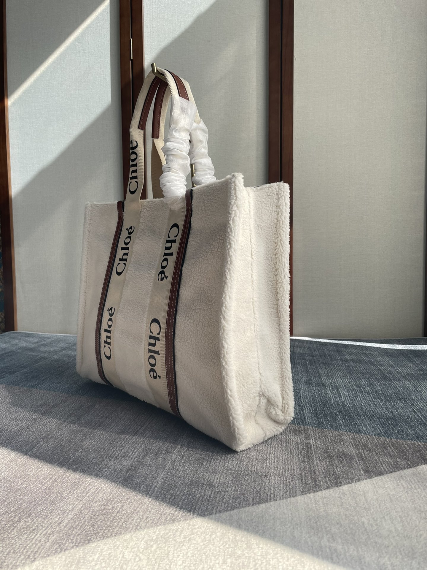 [TOP] Chloe New Autumn And Winter Lamb Wool Woody Tote Bag Cowhide 45*33*13 CM