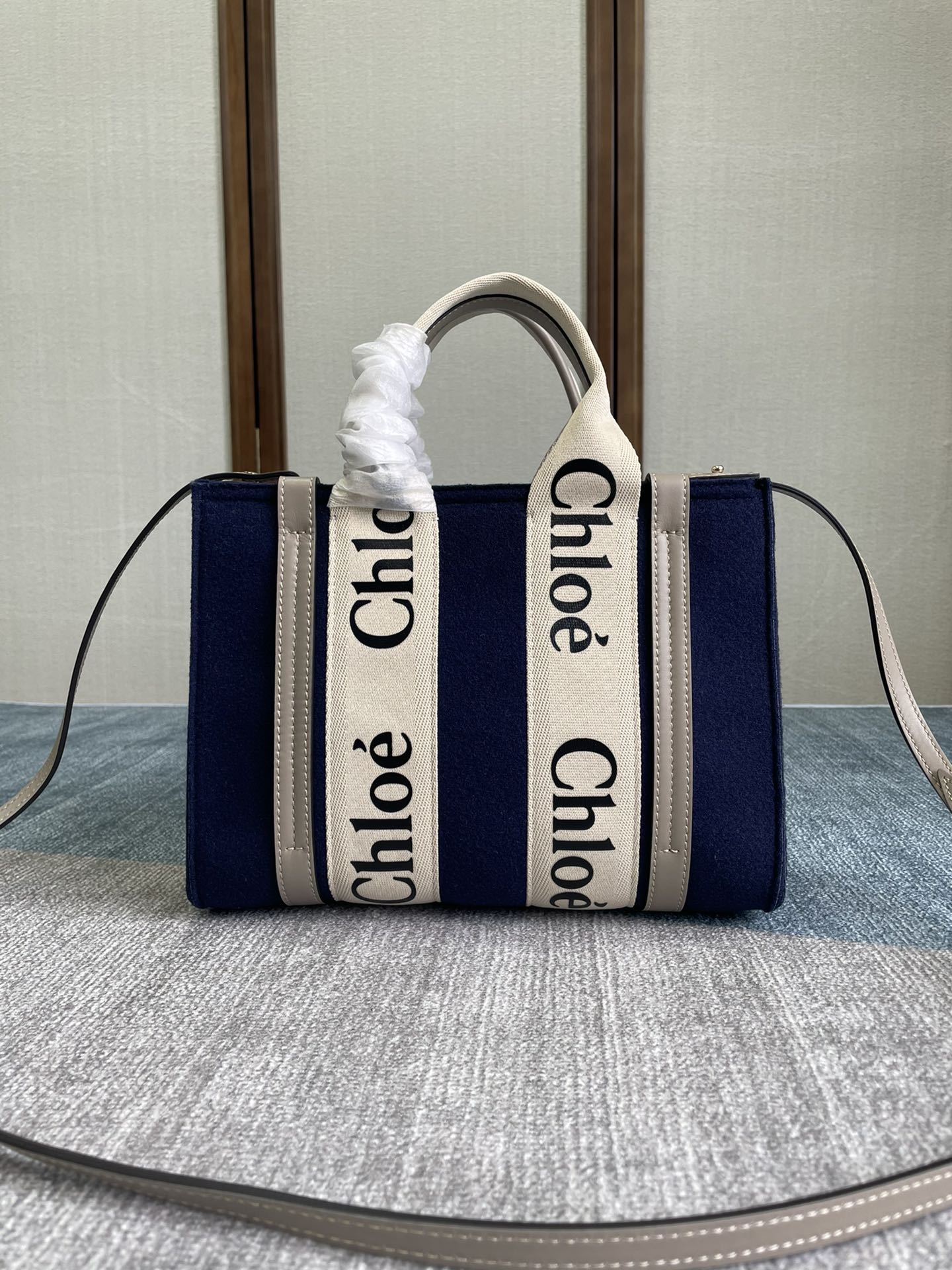 [TOP] Chloe New Autumn and Winter Woody Tote Bag 26.5 CM - 6 Colors