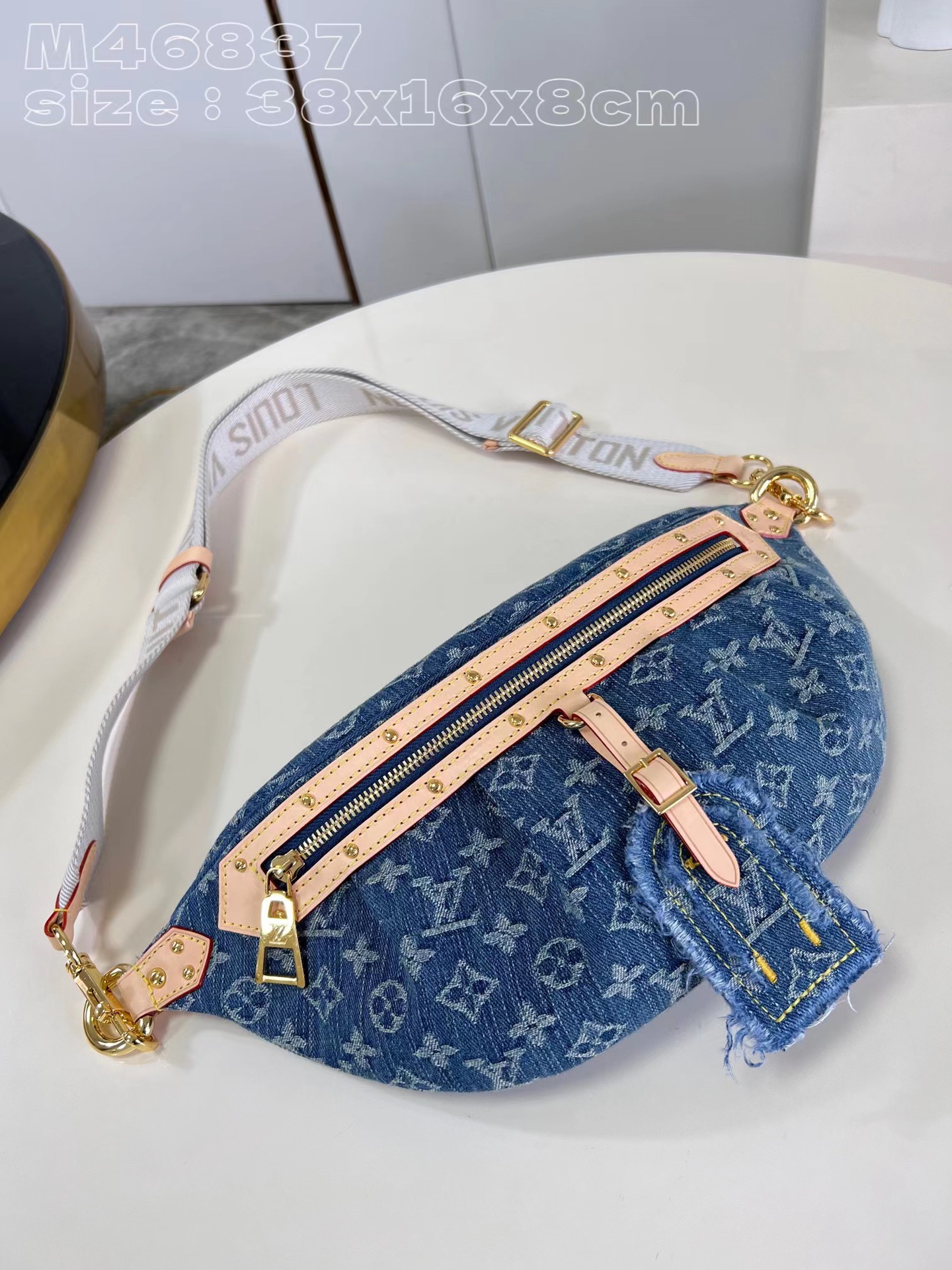 [TOP] Louis Vuitton LV High Rise Waist Bag Made Of Monogram Denim Canvas 38x16x8cm - Denim Blue