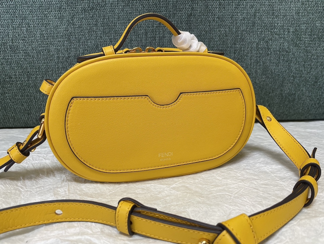 [TOP] FENDI Suede Mini Camera Bag 21x12.5x7cm - Yellow&GHW