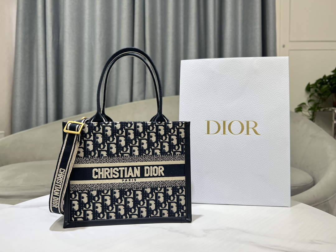 [TOP] Christian Dior Classic Canvas Tote Bags 26cm/36cm/41cm - 3 Sizes