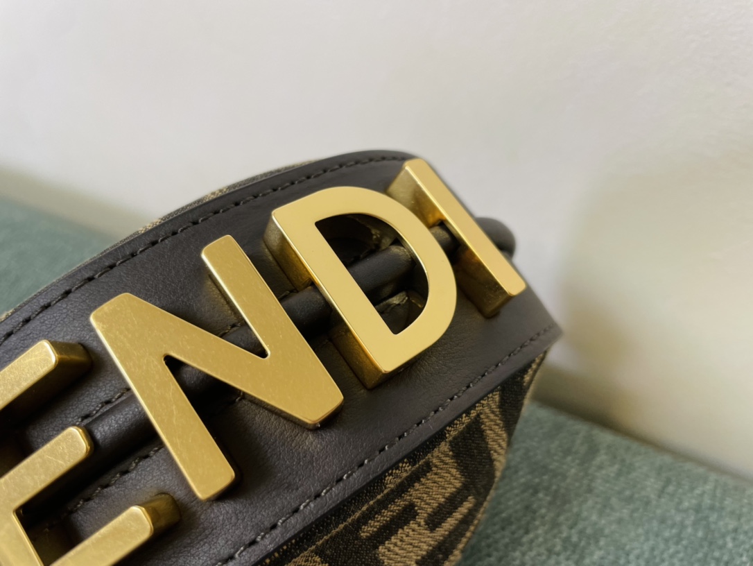 [TOP] FENDI Leather Material Fendigraphy Bags - 2 Sizes - Coffee&GHW