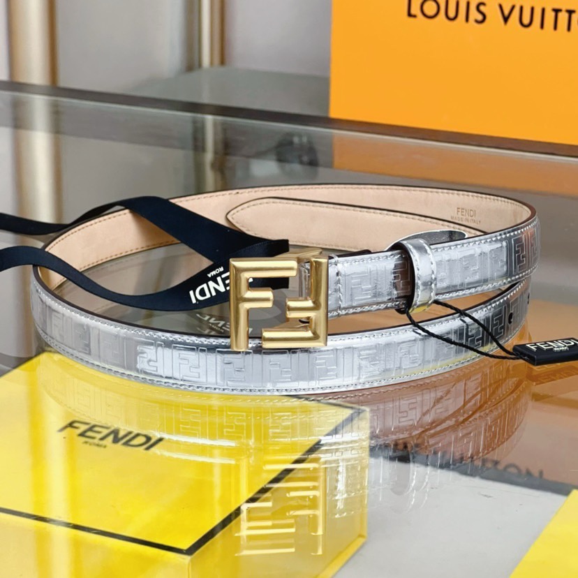 [TOP] FENDI Leather Embossed Waistband - Silvery - 2CM