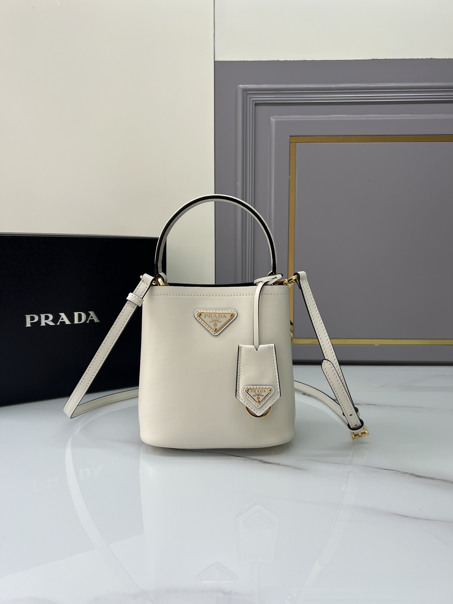 [TOP] PRADA Panier Bag Plain Cowhide Leather with lambskin Lining 15x16x9.5cm - 3 Color