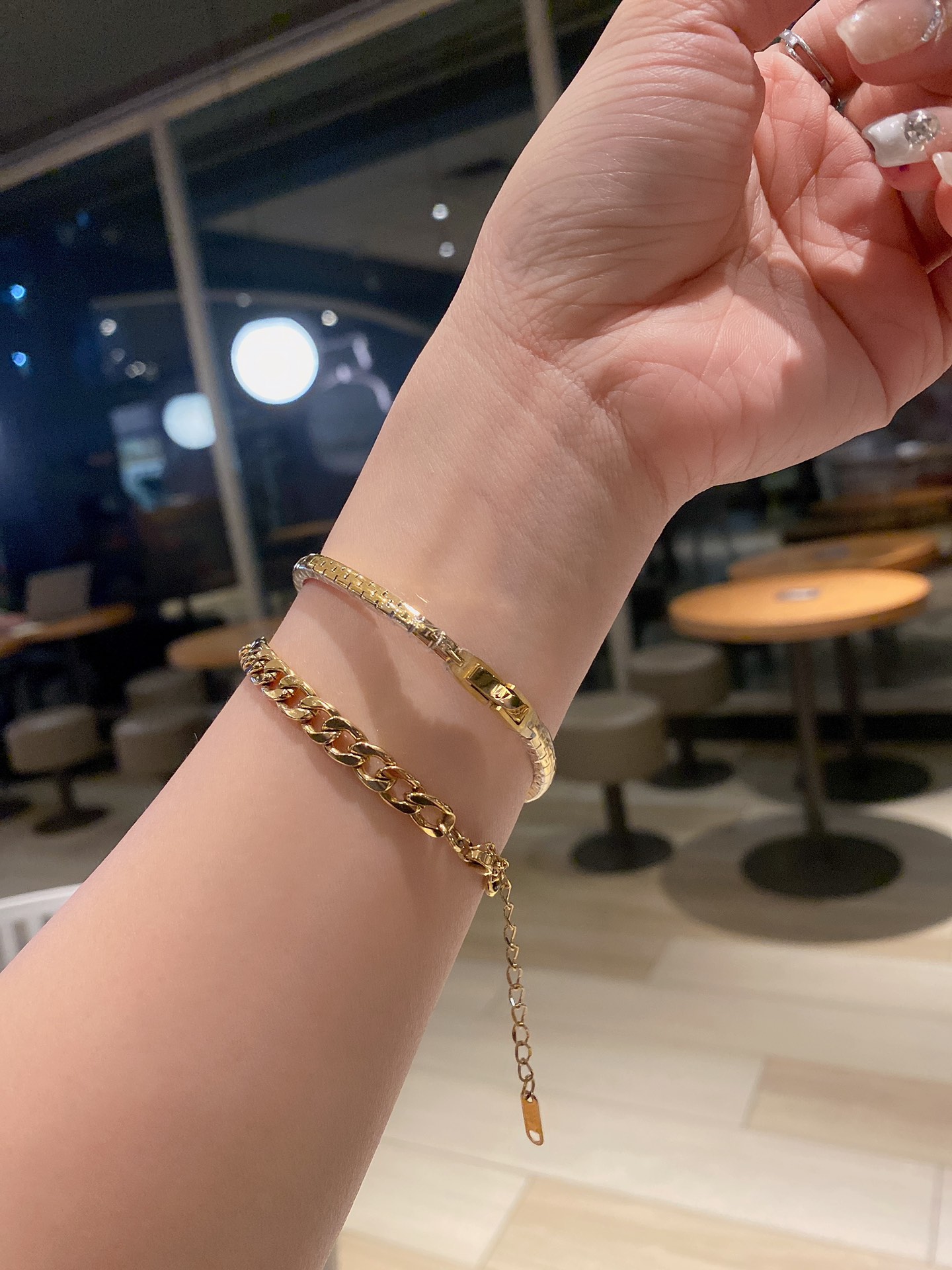 [TOP] GUCCI Swiss Quartz Movement Watch 23 mm