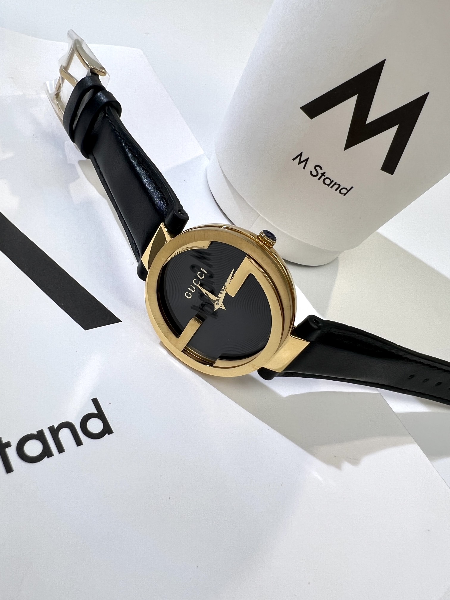 [TOP] GUCCI Swiss Quartz Movement Watches 37mm - Black