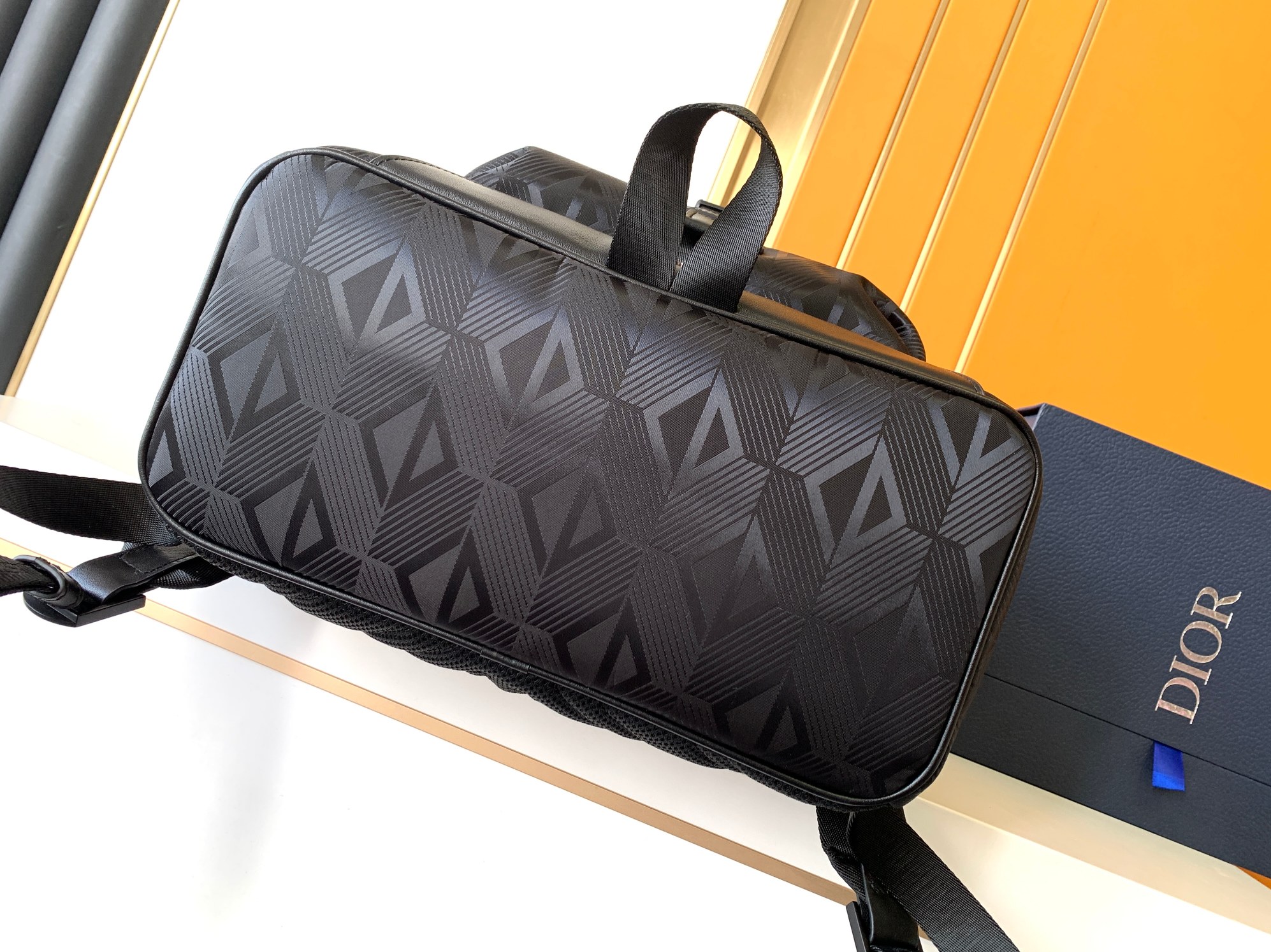 [TOP] Christian Dior Men's Oblique Printed And Cowhide Leather Bag 30×43x15cm - Black