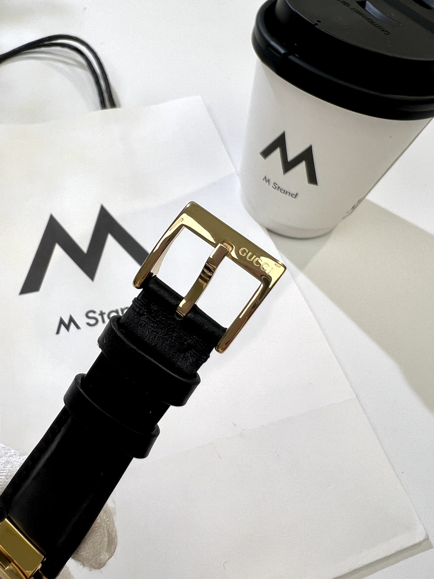 [TOP] GUCCI Swiss Quartz Movement Watches 37mm - Black