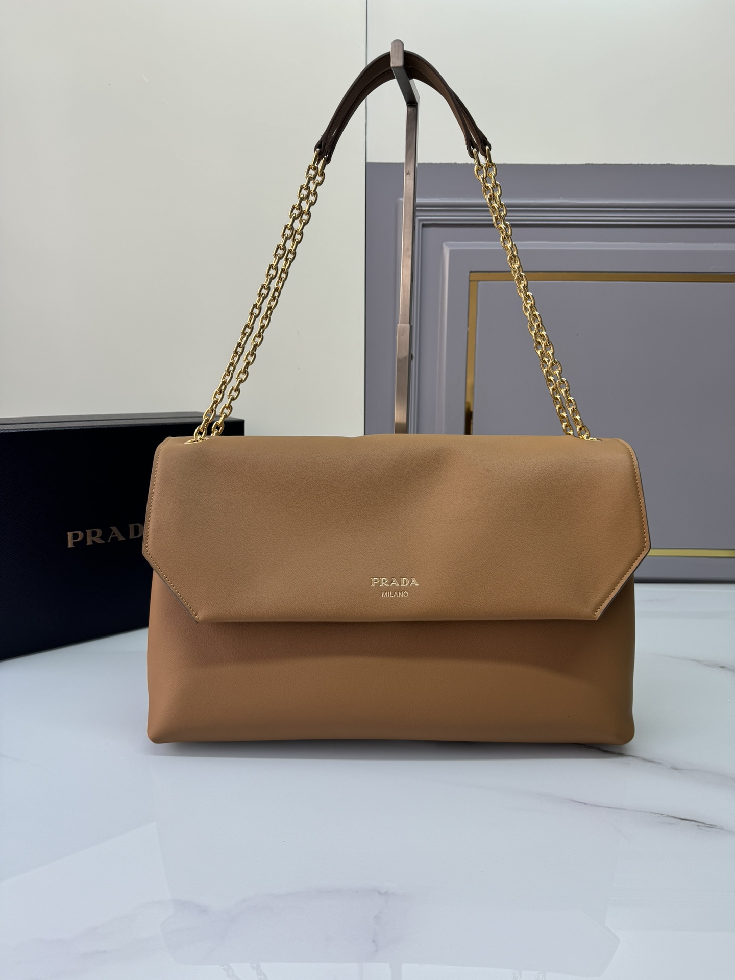 [Top] PRADA Chain Bag Calfskin with Lambskin Interior 39x14x12cm - 2 Color