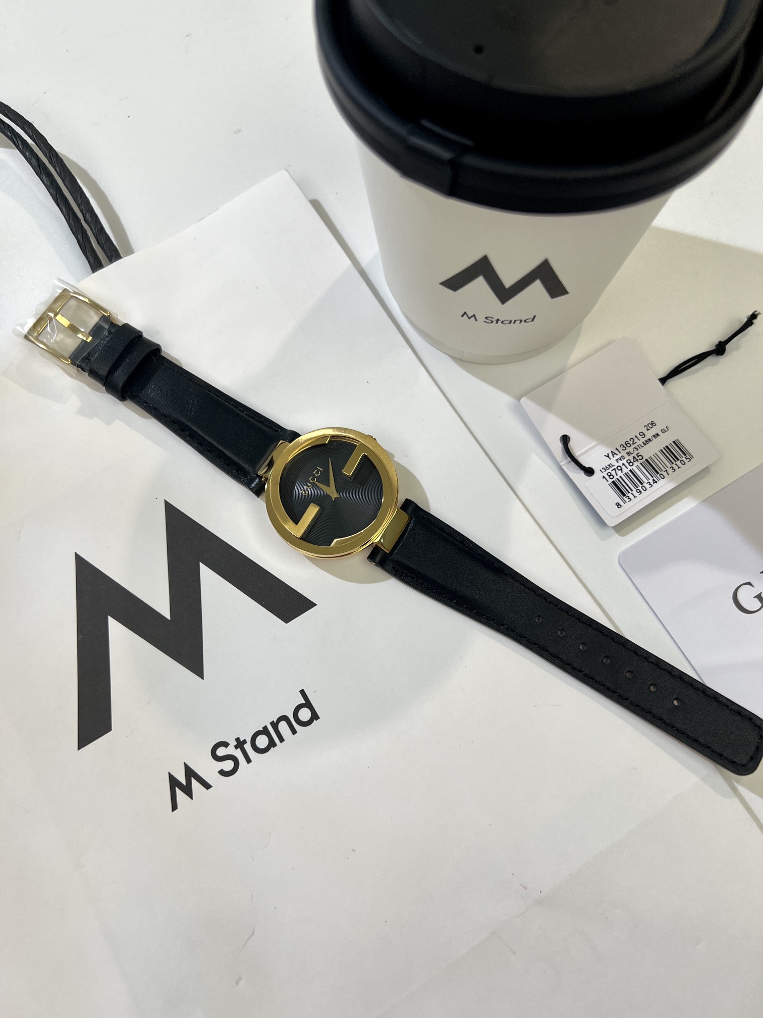 [TOP] GUCCI Swiss Quartz Movement Watches 37mm - Black