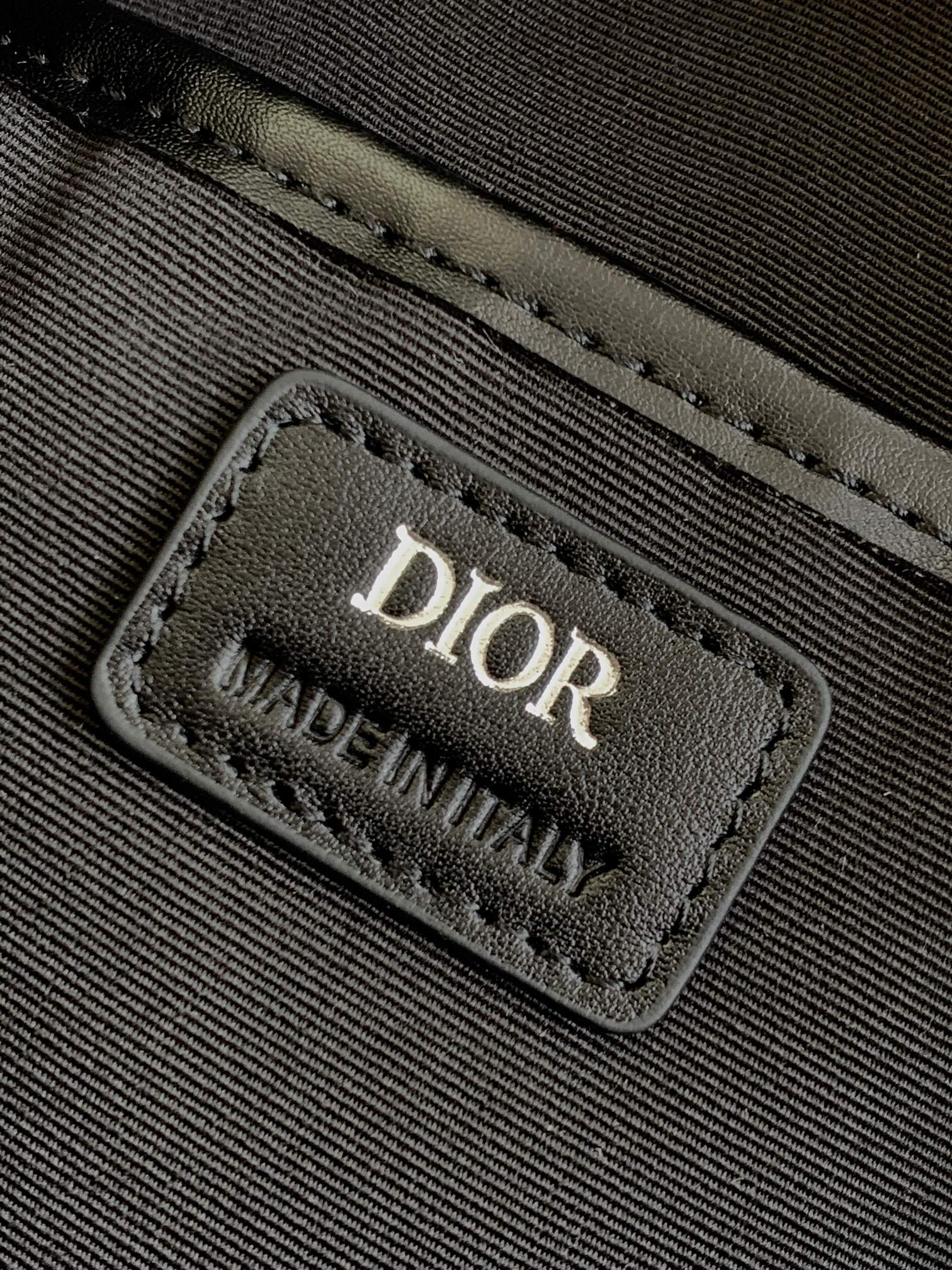 [TOP] Christian Dior Men's Oblique Printed And Cowhide Leather Bag 30×43x15cm - Black