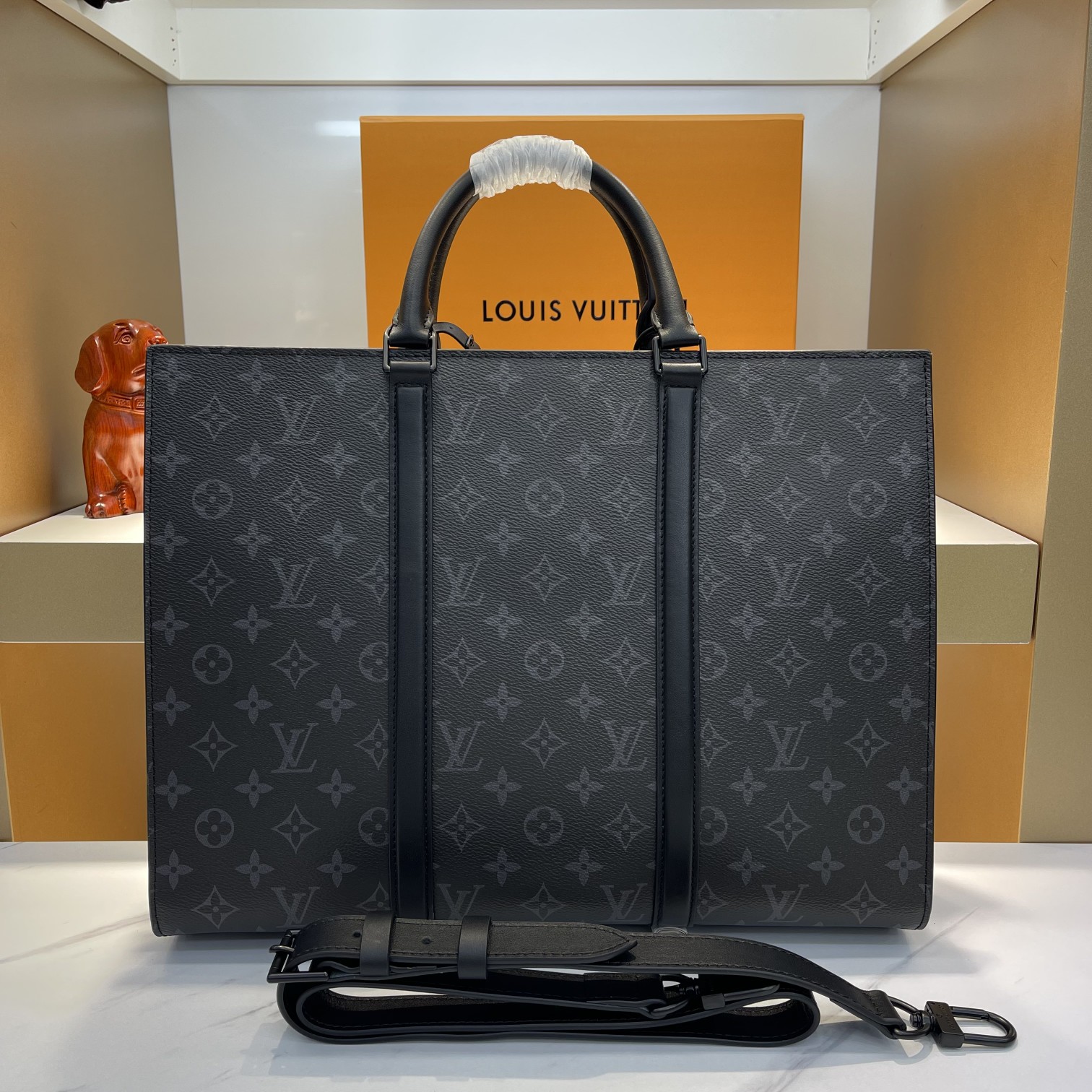 [TOP] Louis Vuitton LV Men's Full Head Cowhide Tote Bag - 38x9x29CM - Black