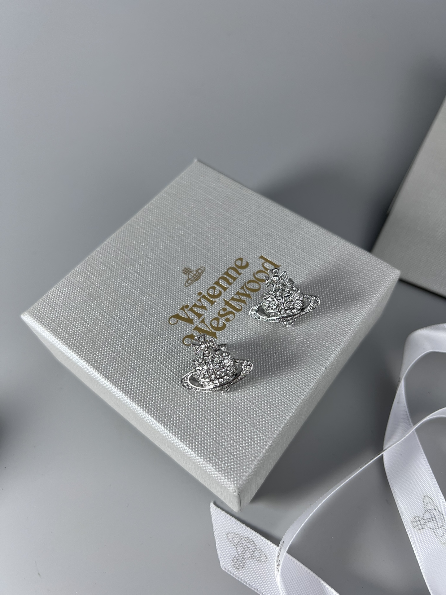 [TOP] Vivienne Westwood Heart Earrings - Silver