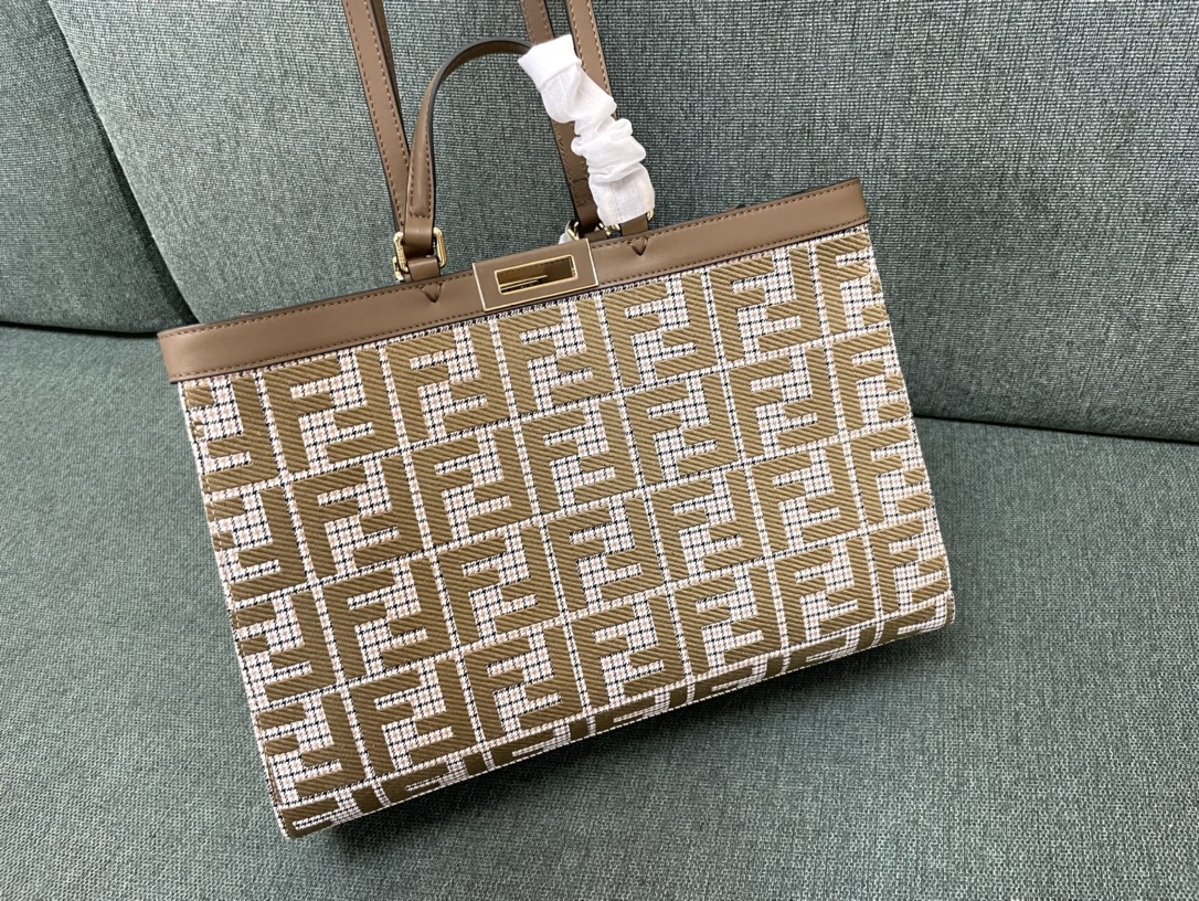 [TOP] FENDI Thousand Bird Checkered Sheepskin Material Peekaboo X-Tote Bags - 41x16x29.5cm - GHW&Apricot