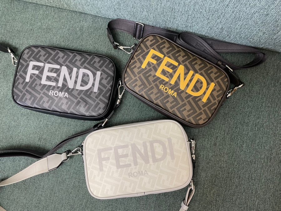 [TOP] FENDI Classic Vintage  Camera Bags 23.5x5x16cm