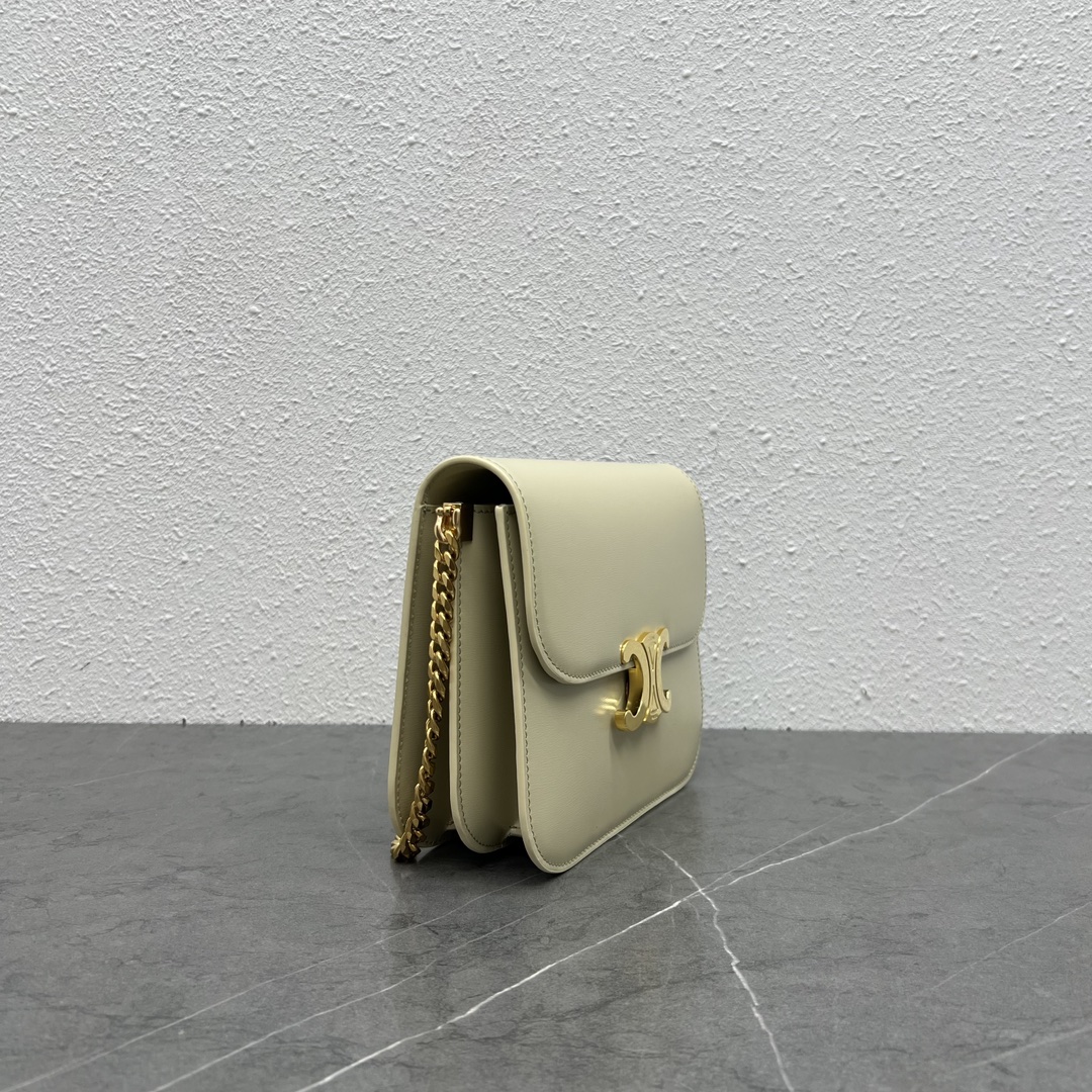 [TOP] CELINE Triomphe Chain Shoulder Bag 20x15.5x6cm - 2 Color