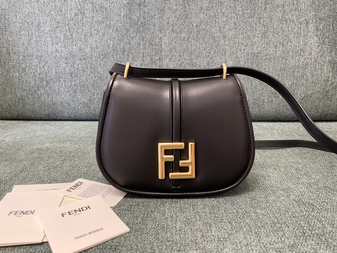 [TOP] FENDI C'Mon Bags - 2 Sizes - Black&GHW