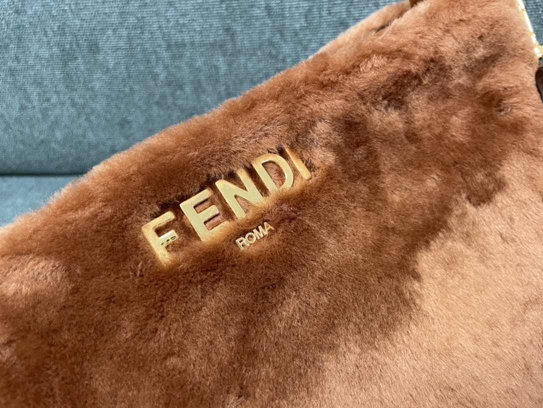 [TOP] FENDI Wool Fendi O'Lock Bags 36x16x26cm - Brown