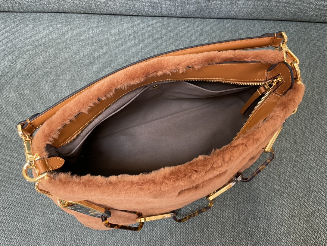 [TOP] FENDI Wool Fendi O'Lock Bags 36x16x26cm - Brown