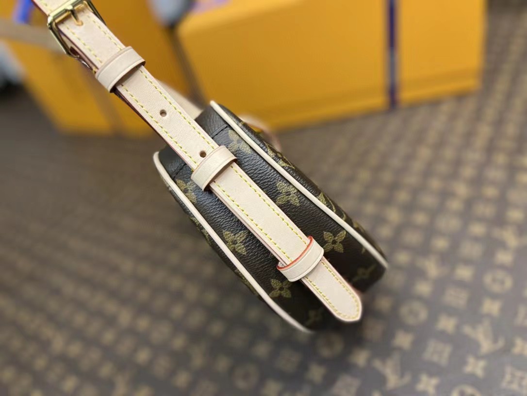 [TOP] Louis Vuitton LV Croissant MM Bag 21x7x5cm - Monogram