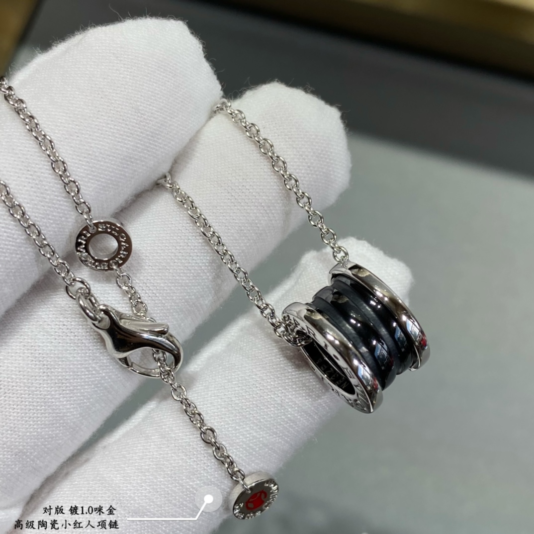 [TOP] BVLGARI Little Red Man Black Ceramic Necklace - Sillver