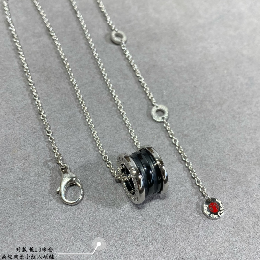 [TOP] BVLGARI Little Red Man Black Ceramic Necklace - Sillver