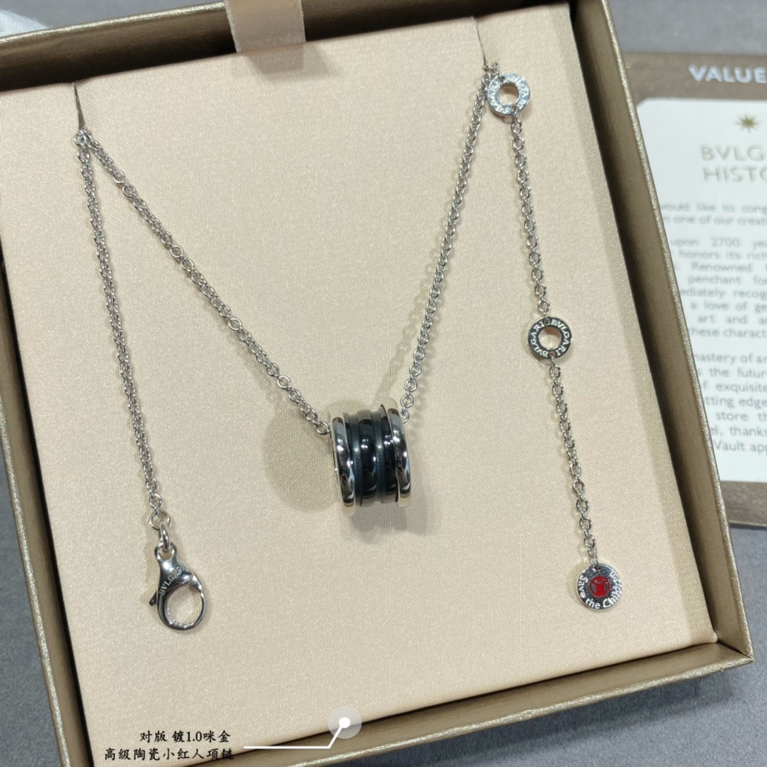 [TOP] BVLGARI Little Red Man Black Ceramic Necklace - Sillver