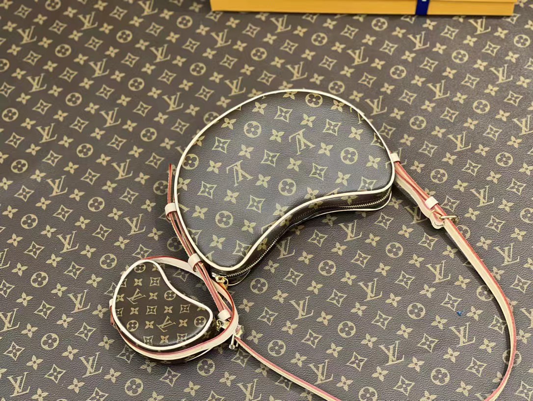 [TOP] Louis Vuitton LV Croissant MM Bag 21x7x5cm - Monogram