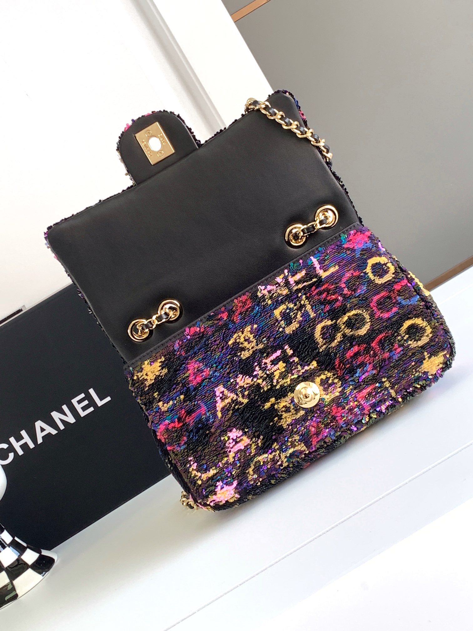 [TOP] CHANEL Sparkling Flap Bags - Black&GWH