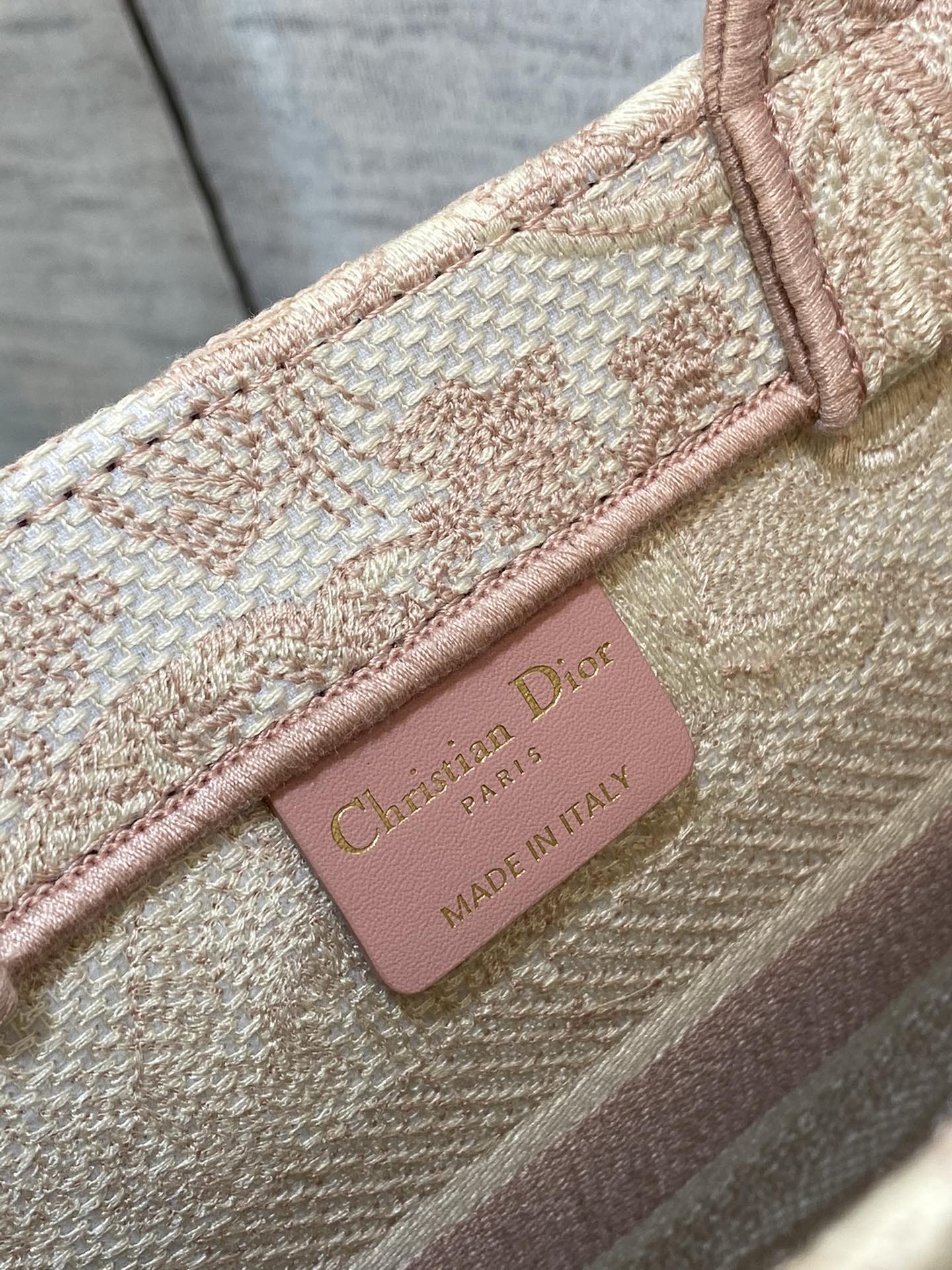 [TOP] Christian Dior Tiger Embroidery Pattern Tote Handbags - 26*8*22cm