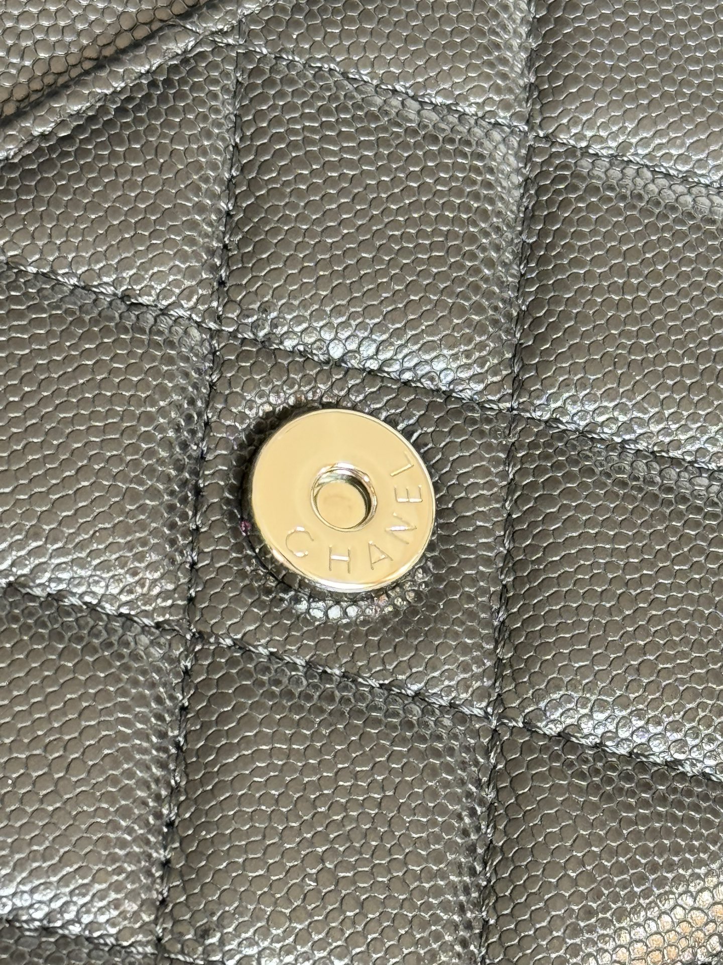 [TOP] CHANEL WOC Bag Caviar Leather 19CM - Black - SHW&GHW