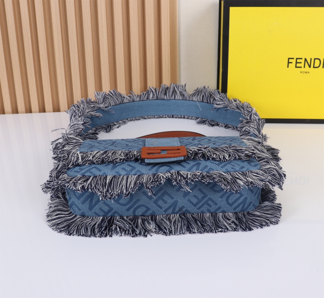 [TOP] FENDI Cowboy Tassel Baguette Bag - 26cm - Denim Blue