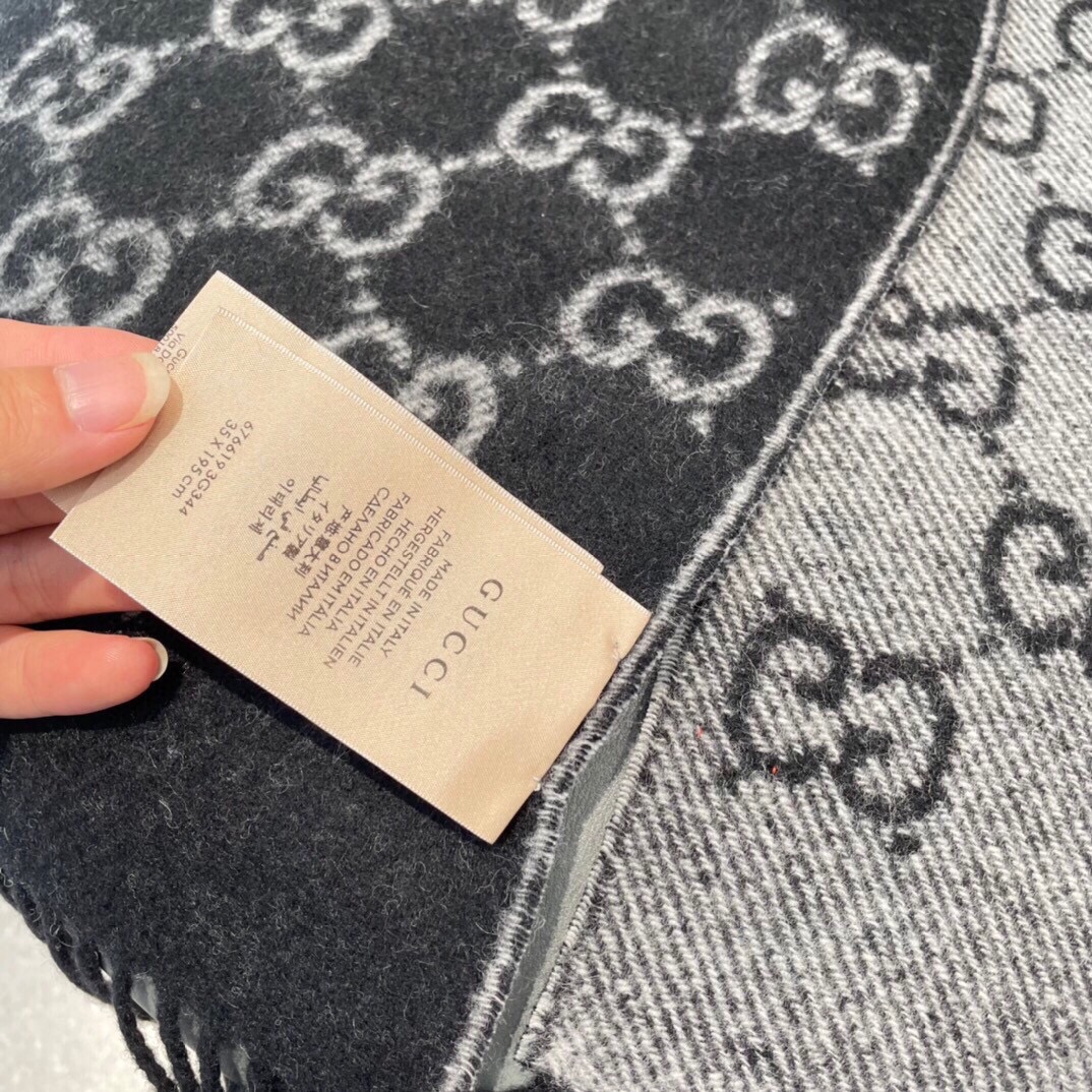 [TOP] GUCCI GG Letter Jacquard Scarf 32x180cm - Black