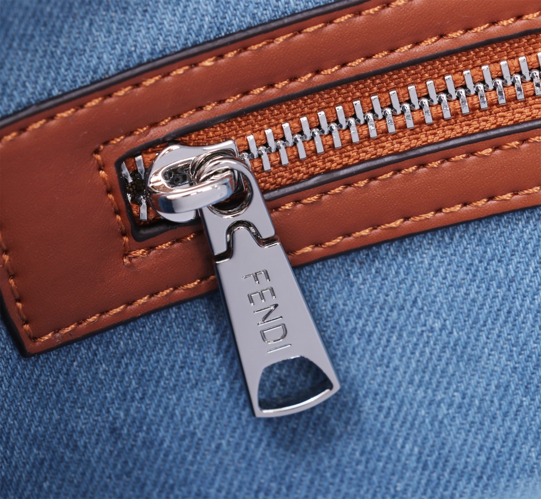 [TOP] FENDI Cowboy Tassel Baguette Bag - 26cm - Denim Blue