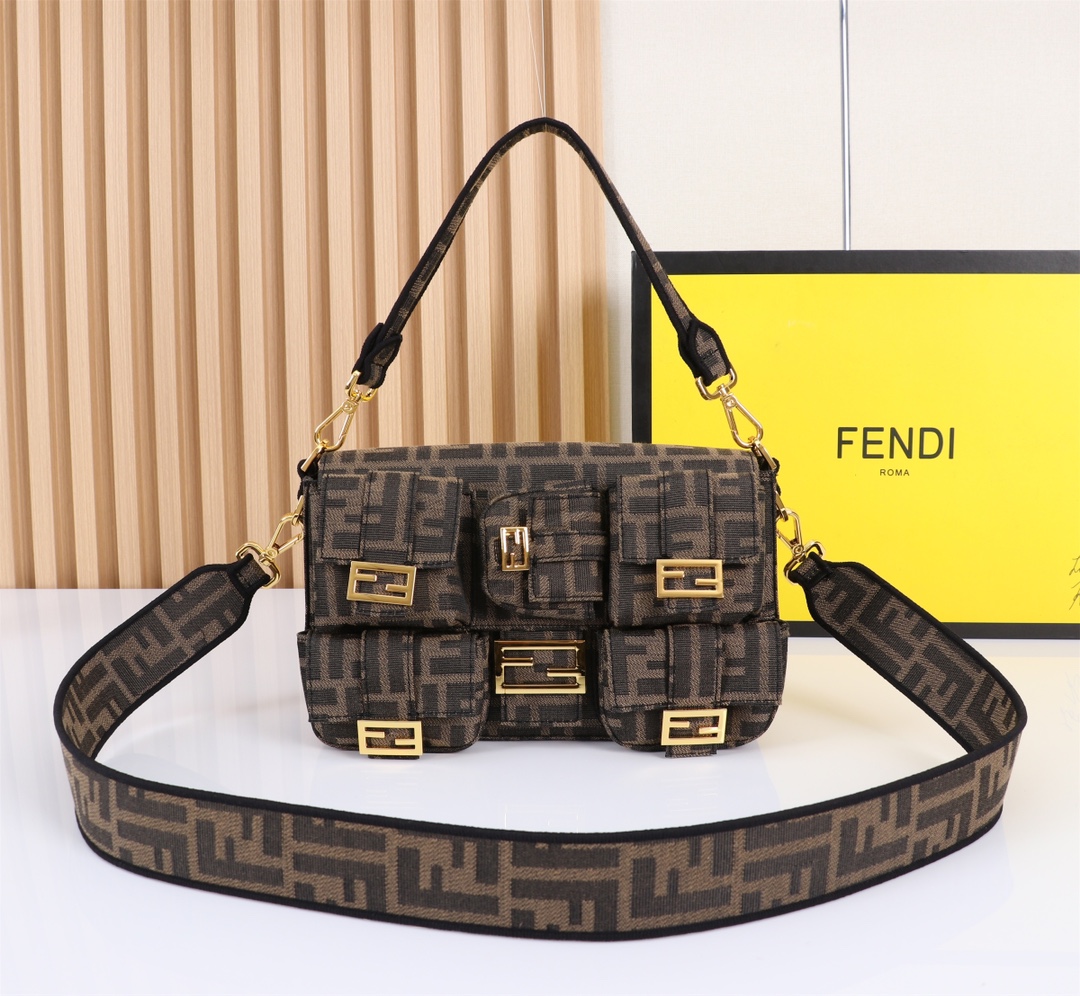 [TOP] FENDI Multi Pocket Baguette Bag - 27cm
