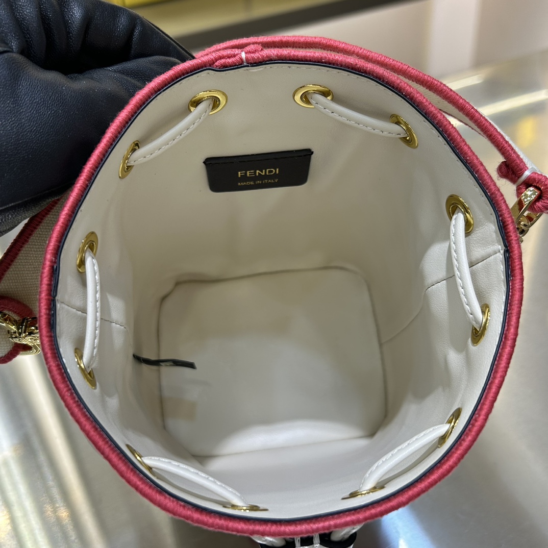 [TOP] FENDI Canvas Mon Tresor Bag - 18x12x10cm - Red