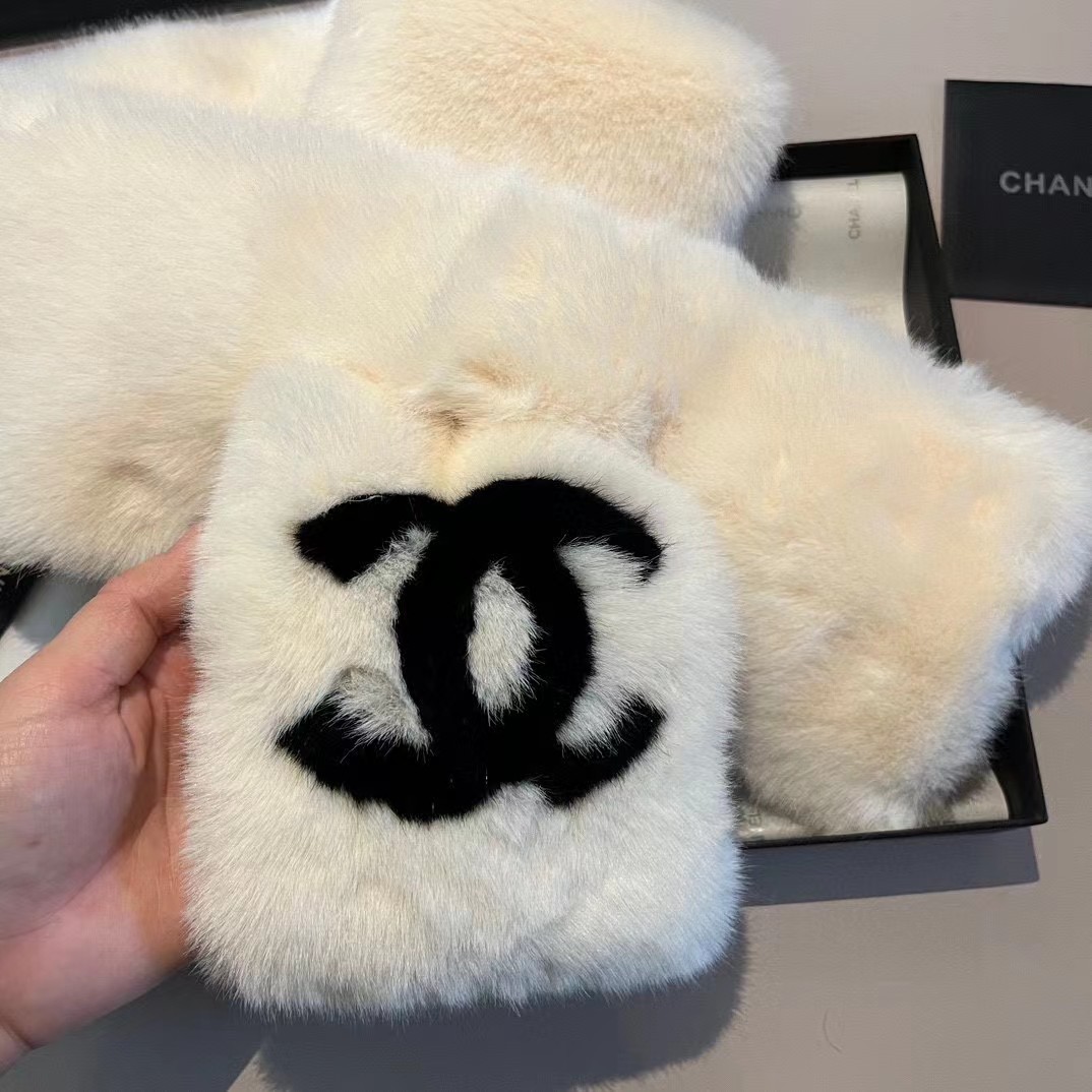 [TOP] CHANEL Cashmere Scarves 90 cm