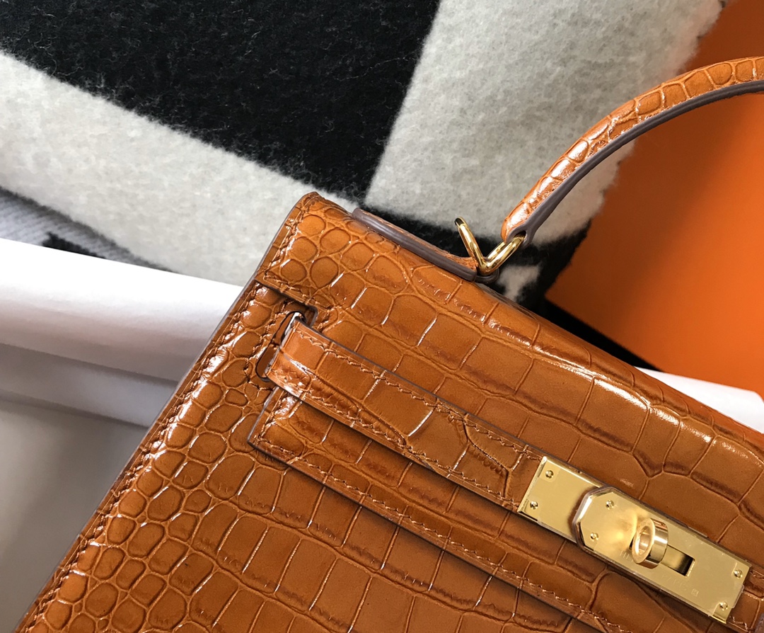 [TOP] HERMES Kelly Crocodile Printed Calfskin 25CM & 28CM - Brown & GHW