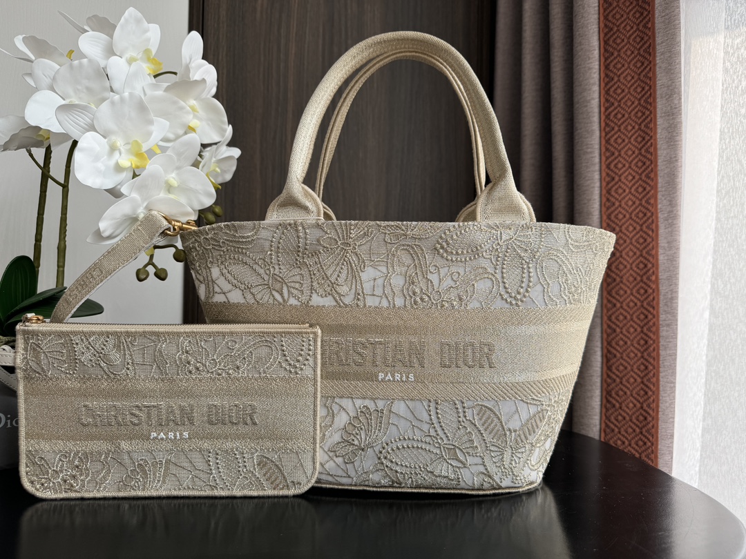 [TOP] Christian Dior Butterfly Embroidered Vegetable Basket Bags 27*20*8cm - Two Colors